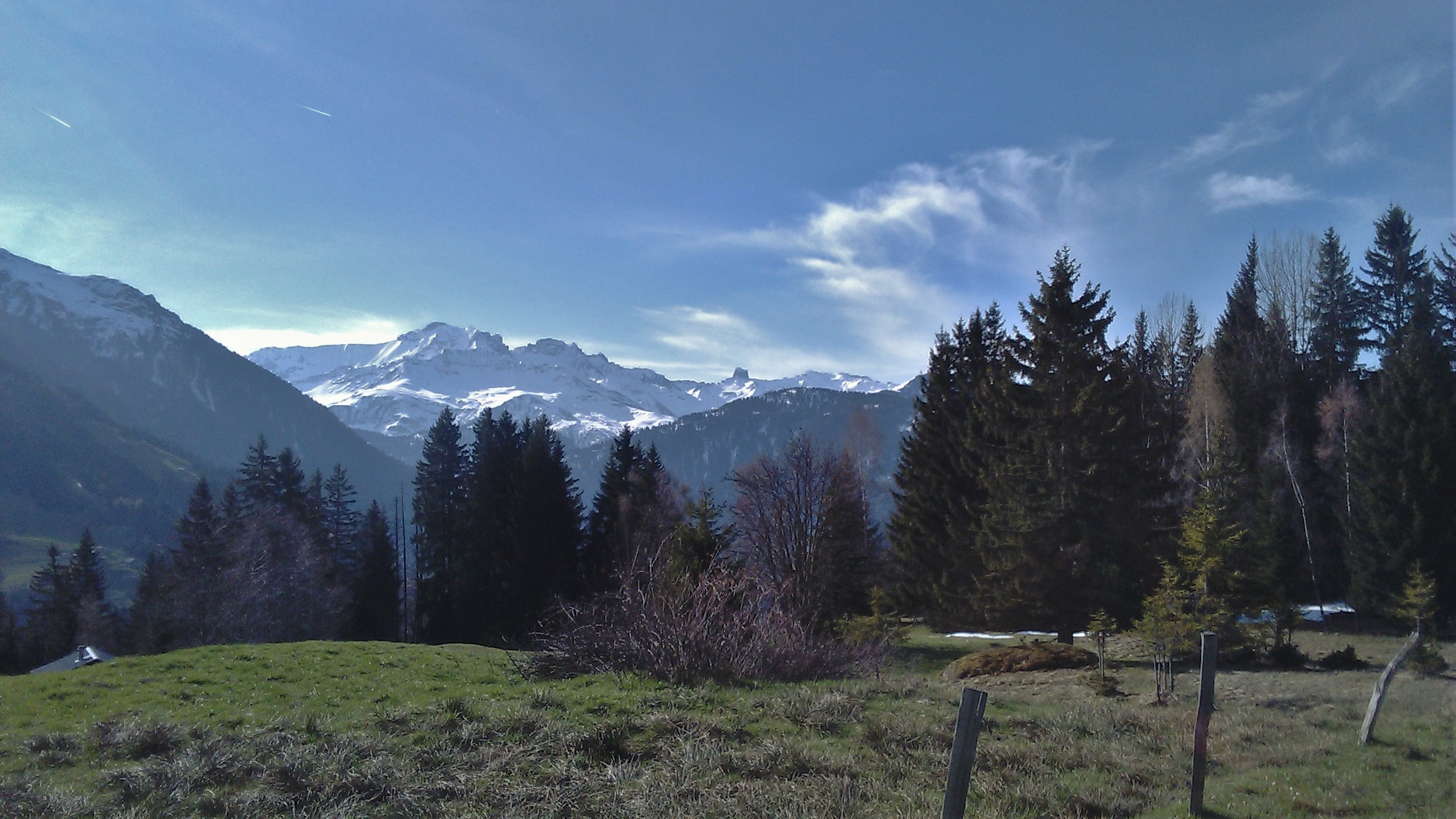 Pierra Menta et Brèche de Parozan, 30 avril 2016 avant la grosse chute de neige du 30/04 au soir et 1° mai.